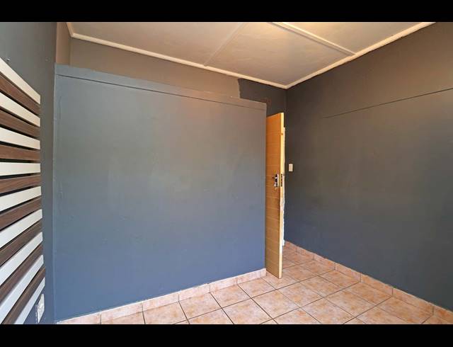 3 BEDROOM HOUSE FOR SALE IN WYCHWOOD